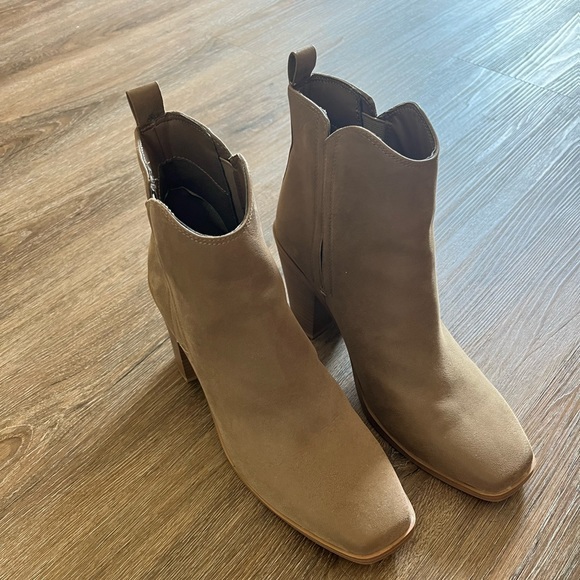 MIA Boots - Picture 3 of 5